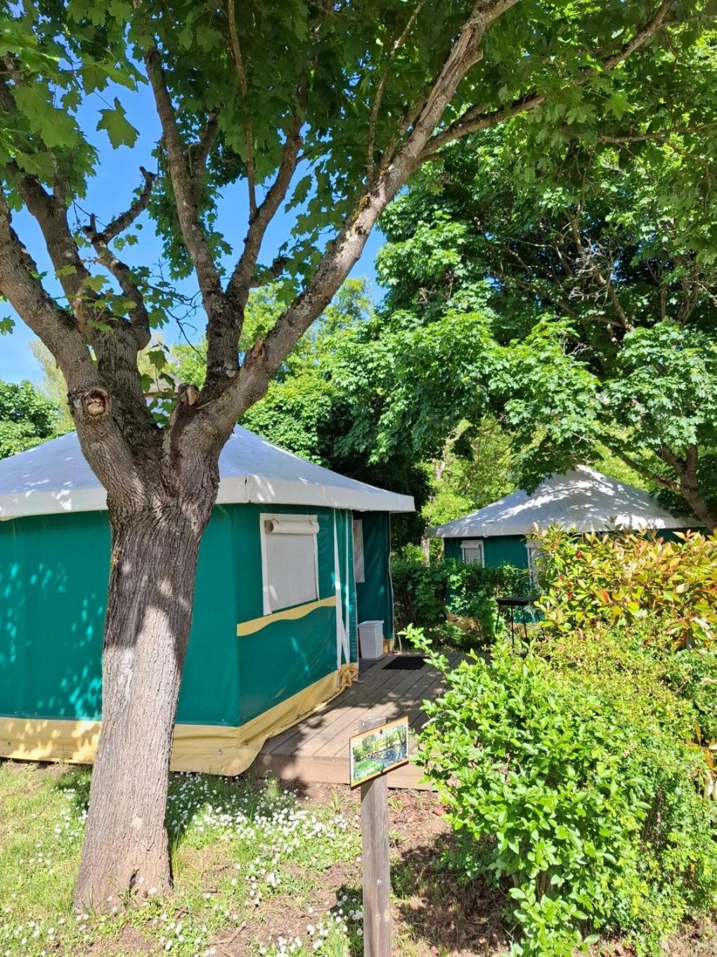 Camping Le Pont D'Allagnon Lempdes sur Allagnon المظهر الخارجي الصورة